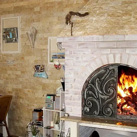 In With Seaview, Terrace, Air Condition, Wifi Apartment Trogir