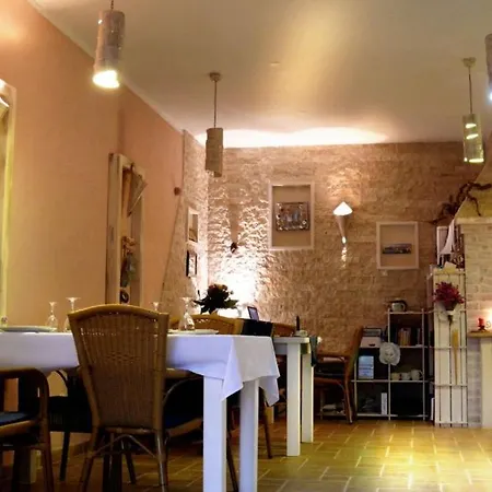 In With Seaview, Terrace, Air Condition, Wifi Apartment Trogir